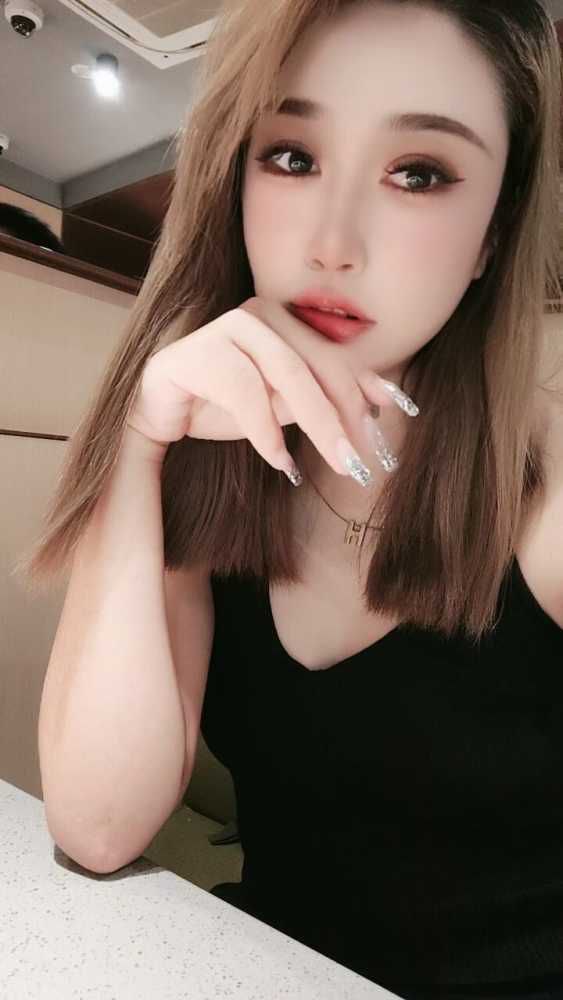 越秀长腿小依娜 27