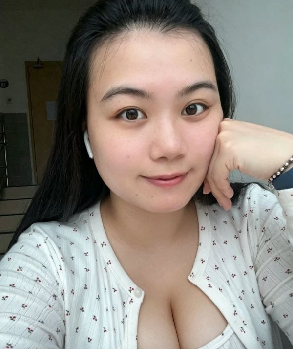 白云F杯爆乳兼职少妇-瑶瑶