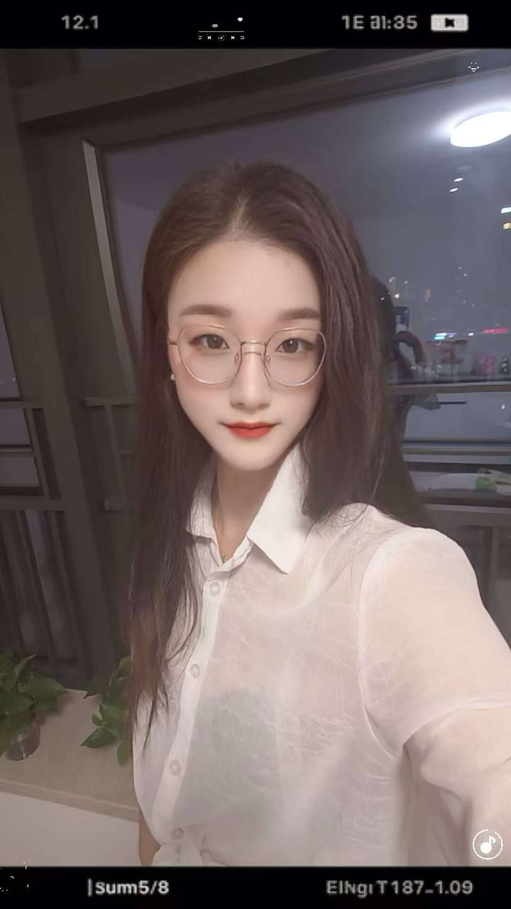 海珠新人下海清纯妹妹兼职-青青主图