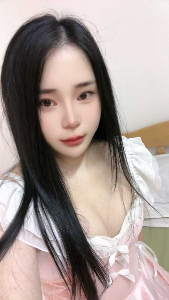 小情  年龄: 25 岁 20