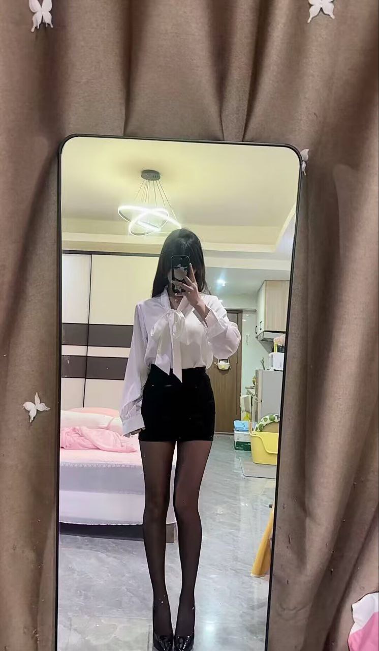 白云高挑性感嫩妹-可儿 3