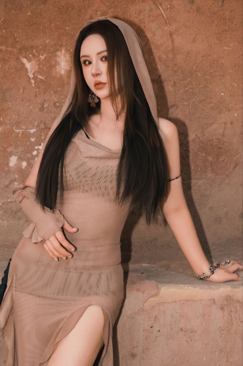 天河岗顶极品少妇欧美范-Joey 5