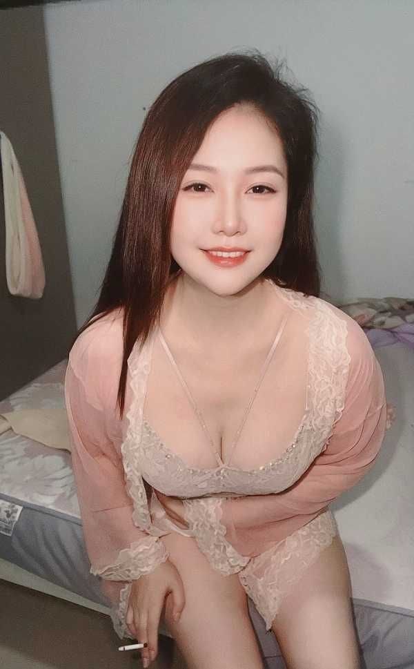 白云嘉禾天然大波妹服务超级棒-静静(热)主图