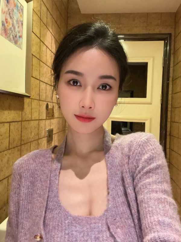 花都丰满媚儿 8