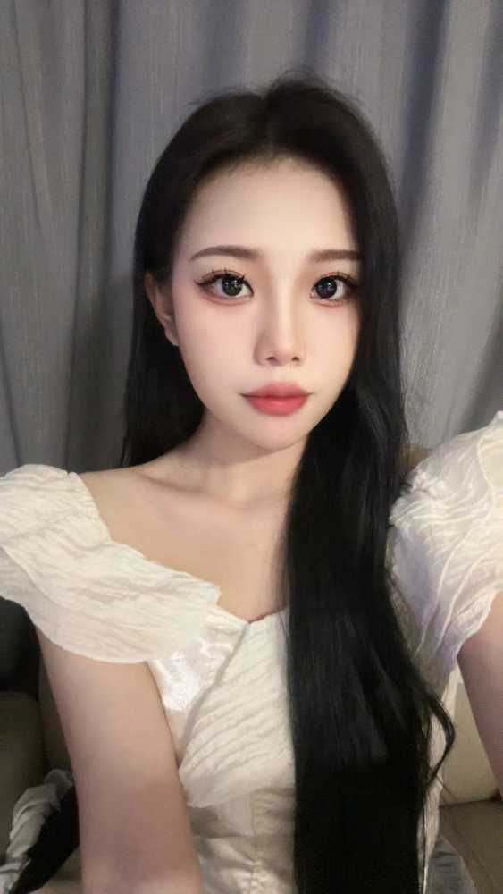 越秀长腿小依娜 28