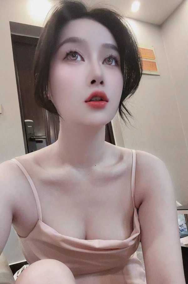 小情  年龄: 25 岁 11