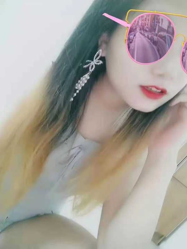 越秀珊珊 21