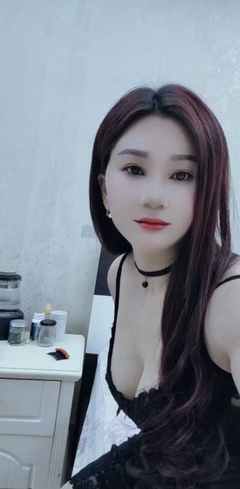 越秀性感少妇梦梦 24