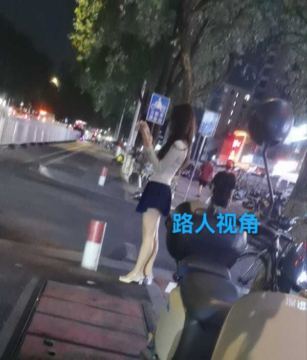 小曼希 12