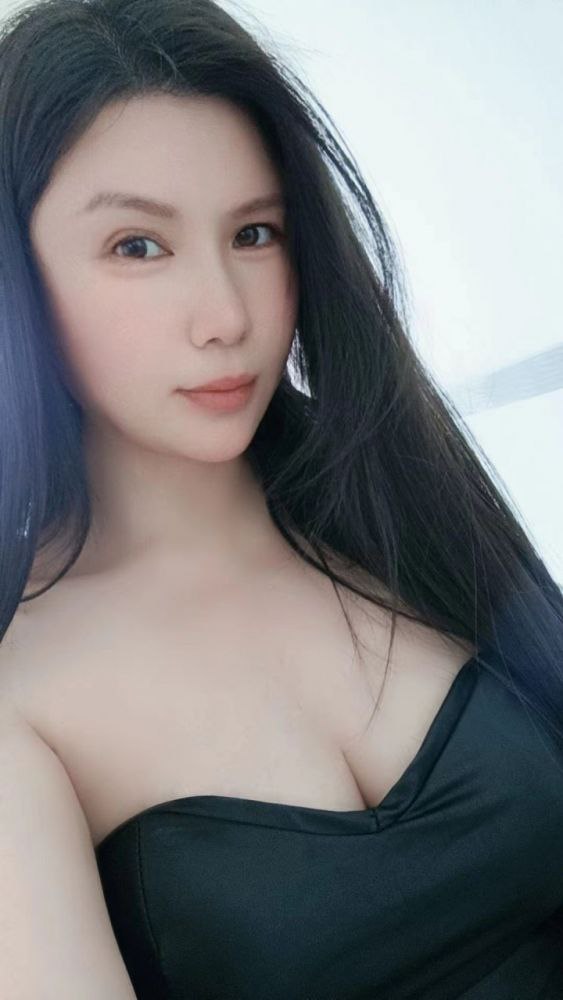 越秀珊珊 10