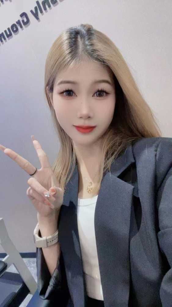 黄埔刚下水小妮