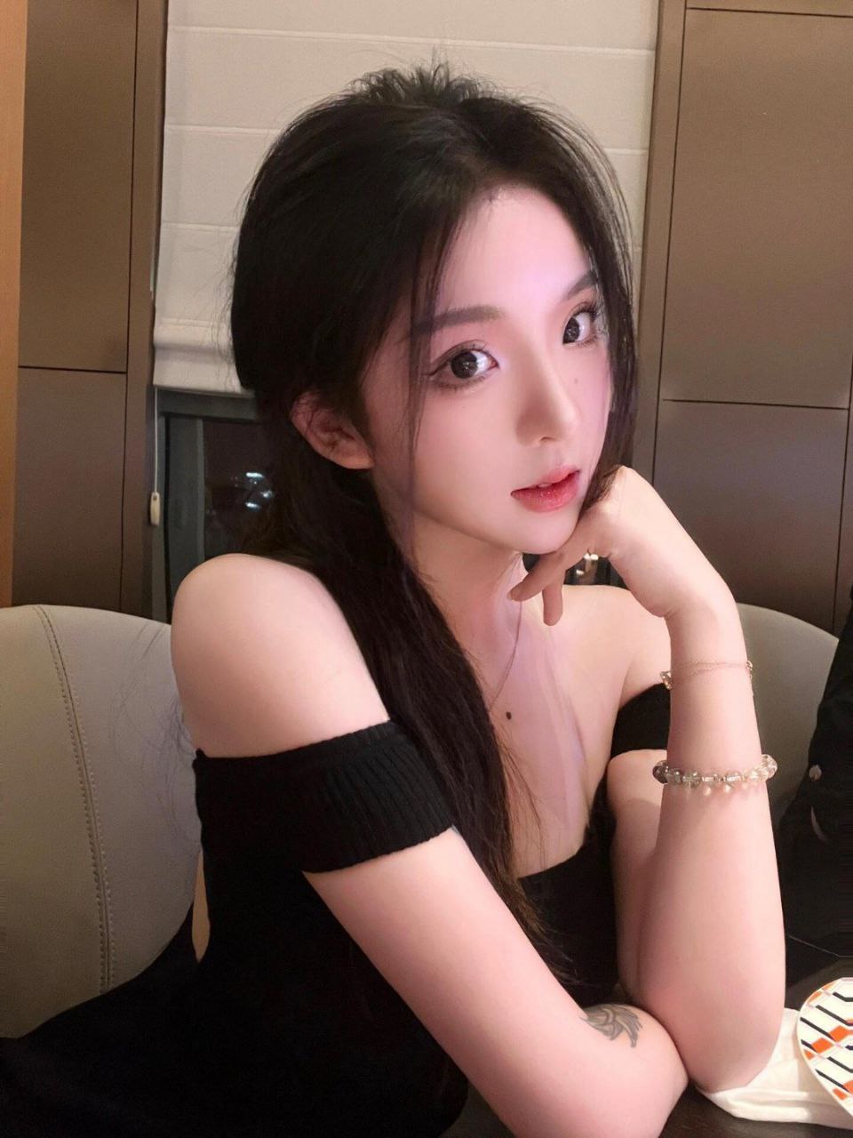 天河区广技师新人学妹兼职乖巧听话-诗渝 2
