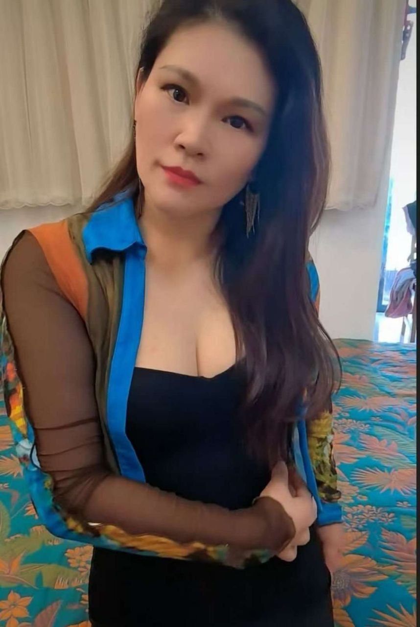海珠制服小骚妇–金葵花 2