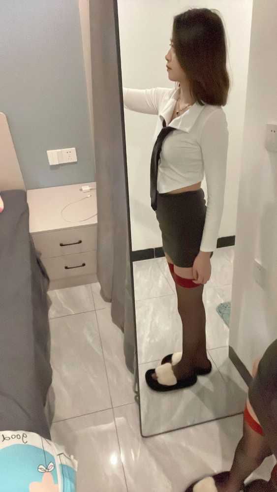 小曼希 16