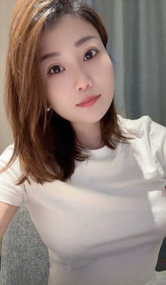 越秀性感少妇梦梦 22