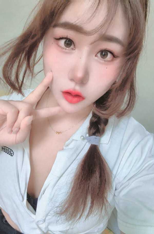 越秀长腿小依娜 11