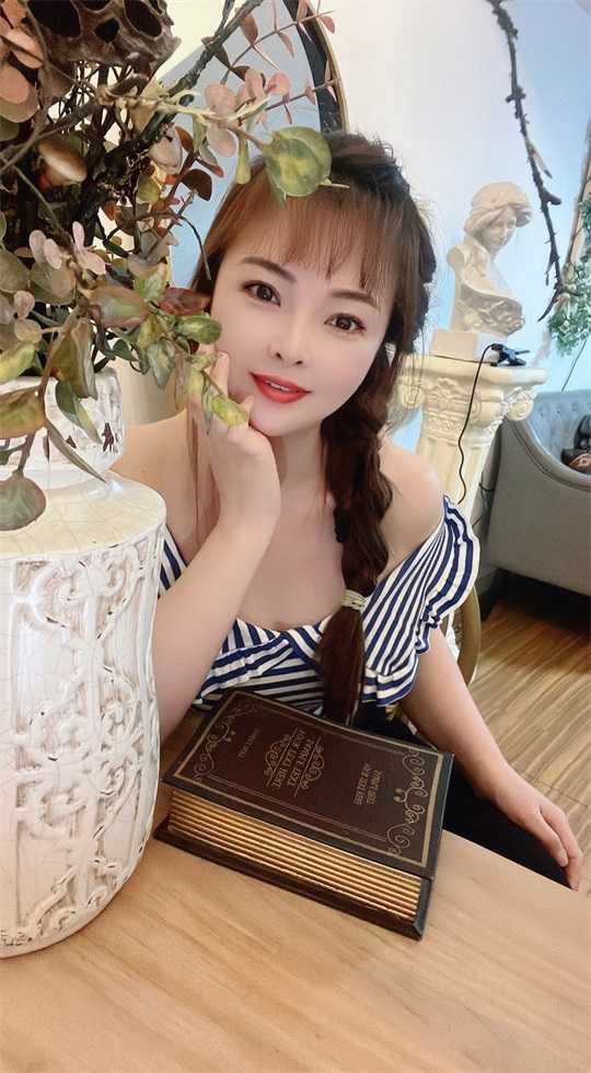 黄埔美女下海彤彤 4