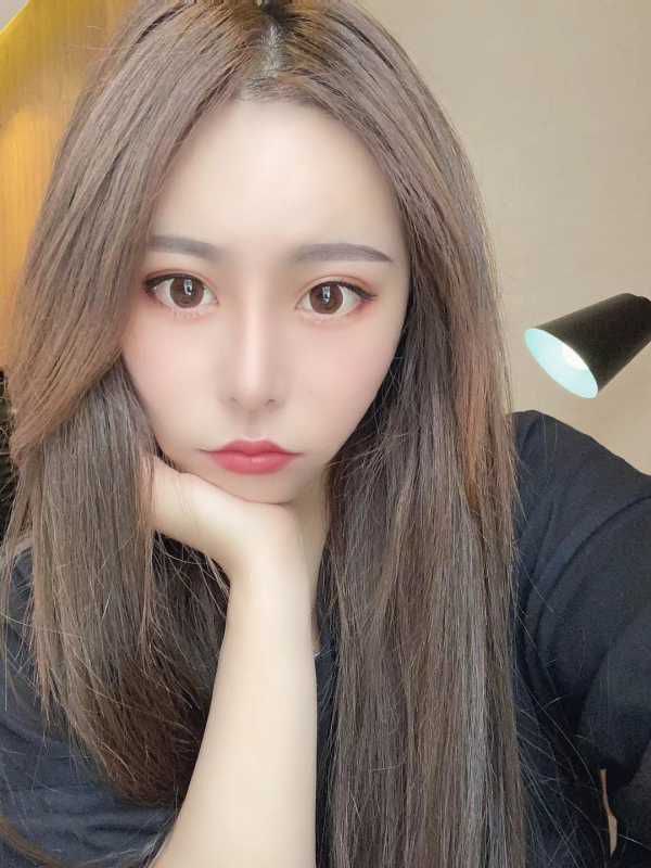 小曼希 19