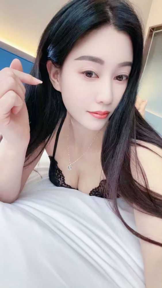 越秀珊珊 12