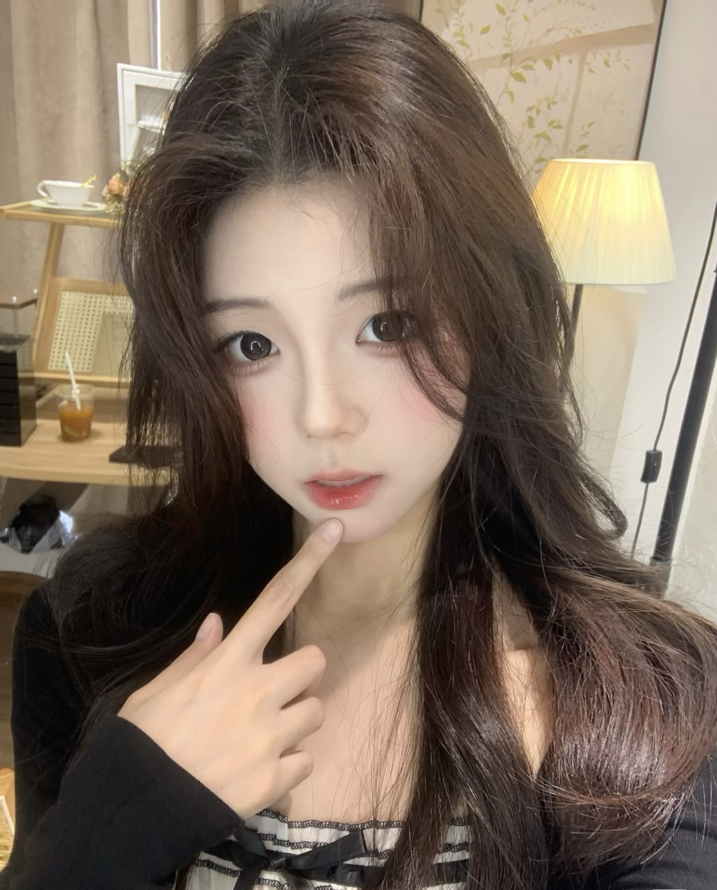 天河初次下海西西主图