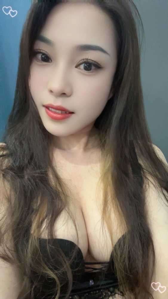 白云美女-小香菇 19