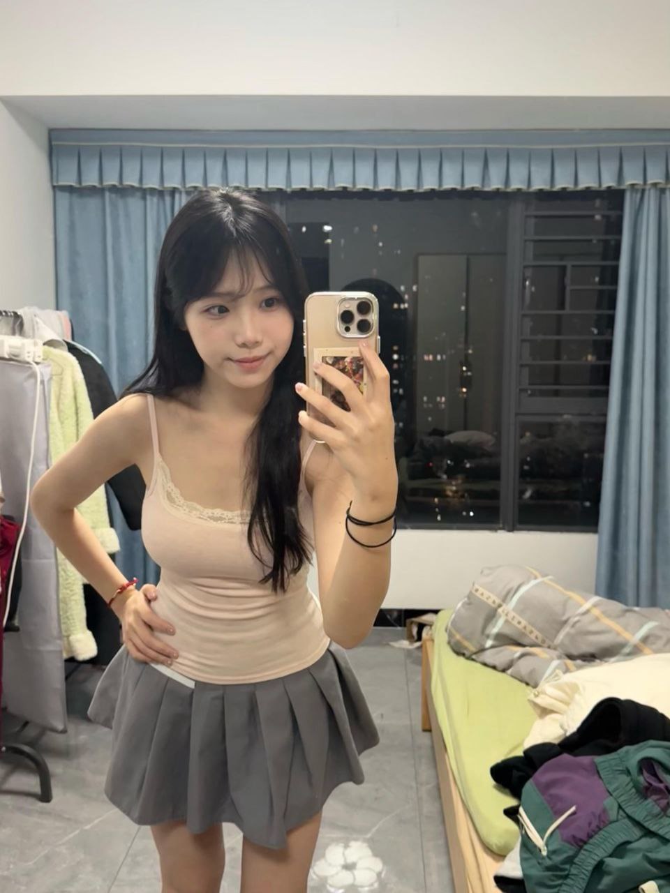 极品萝莉嫩妹自做可外出-泡芙