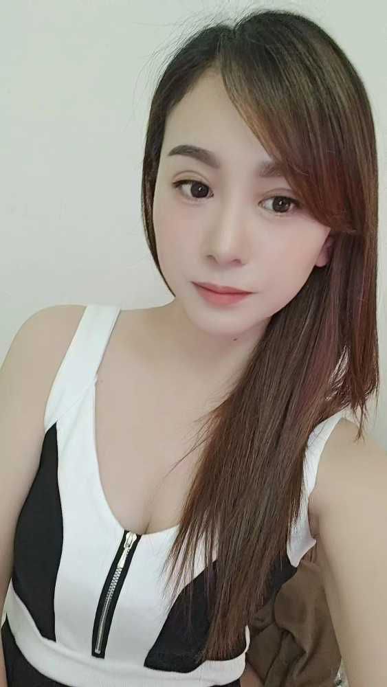 黄埔E奶小师妹 13