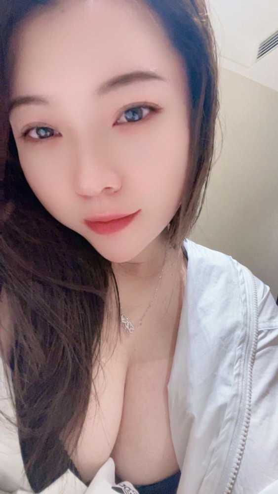 越秀新人苏苏susu 24