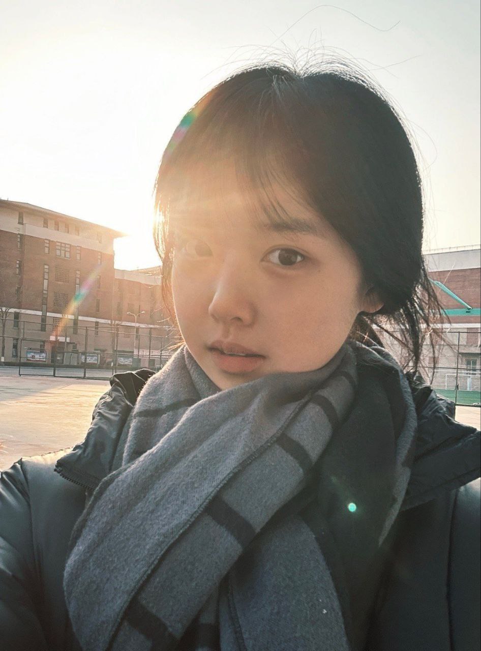 白云刚刚下海–小魔女 9