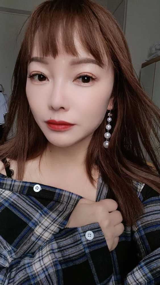 大石美人痣少妇VV 12