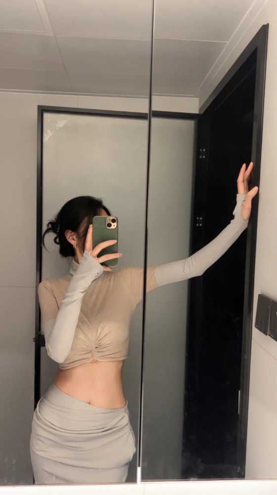 花都丰满媚儿 6