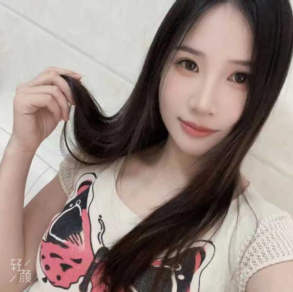 越秀新人苏苏susu 16
