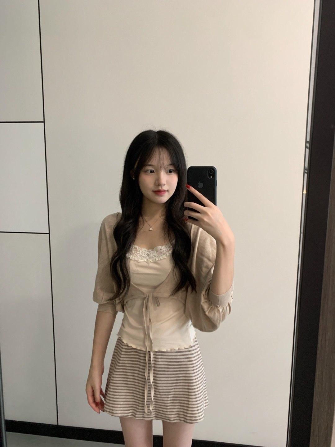 一字马三点粉嫩白虎嫩妹服务一流听话不催钟-婷婷主图