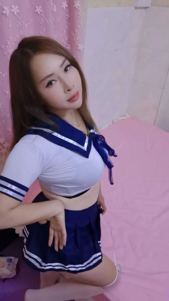 花都骚妇紫薇 10