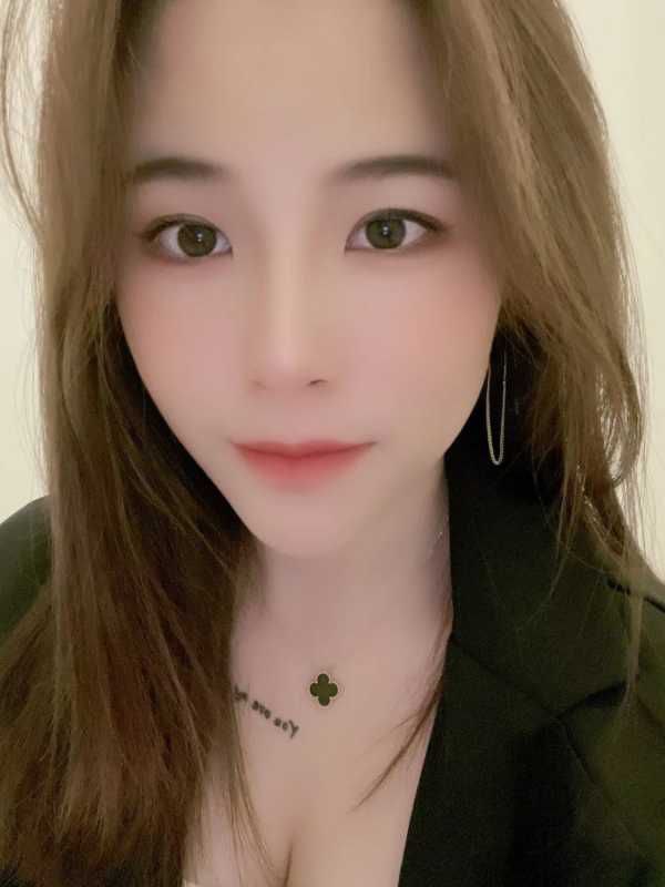 天河新人小芸