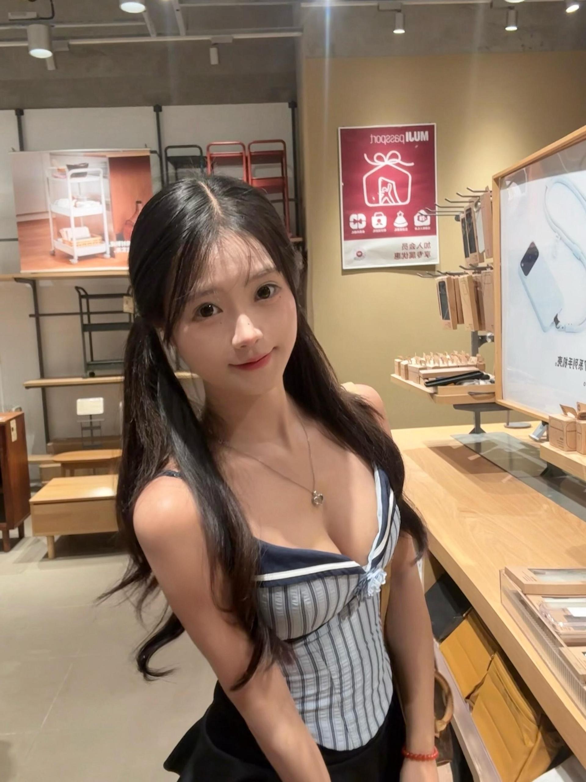 白云性感小姐姐-小雅 3