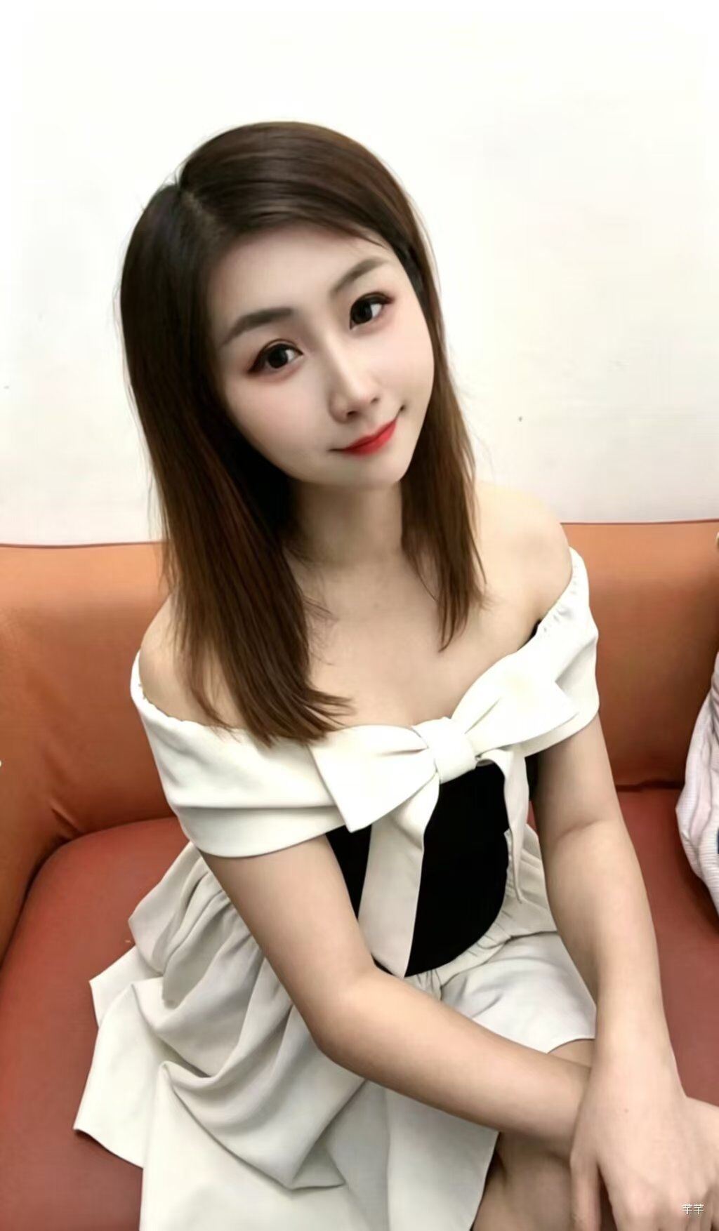 花都新人紧致待调教-果果 9